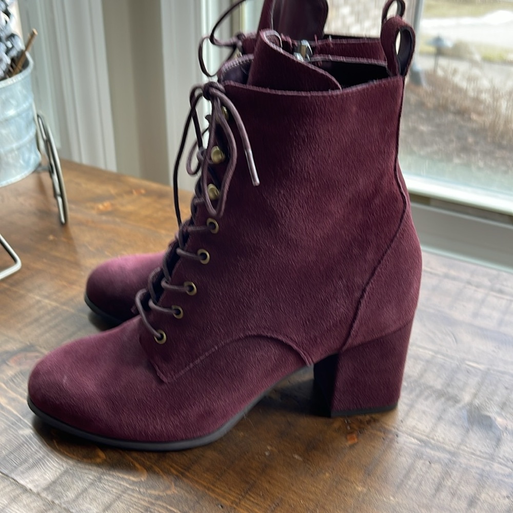 Plum waterproof faux suede bootie - Picture 2 of 7